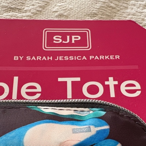BNWT SJP Foldable Tote with Colorful Shoe Print No Longer Sold in Stores - Picture 7 of 8